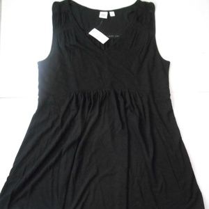 NWT Gap Maternity Sleeveless Top Size S Black